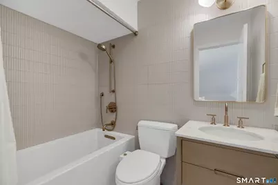 29 Temple Court #29, New Haven, CT 06510 - Photo 27