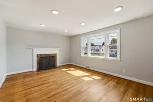 98 Mountain St, Hartford, CT 06106 - Photo 7
