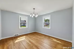 98 Mountain St, Hartford, CT 06106 - Photo 25