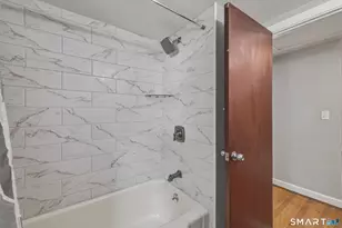 98 Mountain St, Hartford, CT 06106 - Photo 17