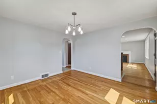 98 Mountain St, Hartford, CT 06106 - Photo 5