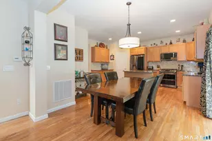 8 Minuteman Cir, Southbury, CT 06488 - Photo 9