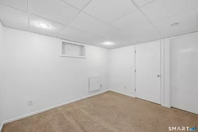 207 Barncroft Road, Stamford, CT 06902 - Photo 25