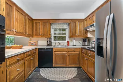 85 Dean Road, East Lyme, CT 06333 - Photo 11