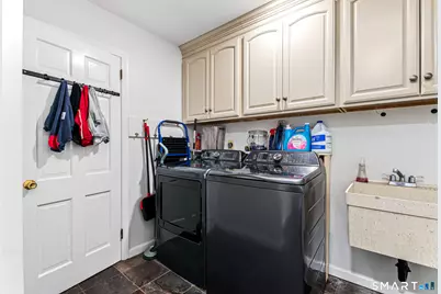 85 Dean Road, East Lyme, CT 06333 - Photo 15