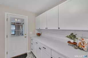 124 Sherman Rd, Enfield, CT 06082 - Photo 9