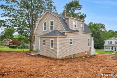 672 East Main Street, Middletown, CT 06457 - Photo 11