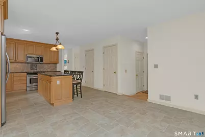 334 Cavan Lane #334, Glastonbury, CT 06033 - Photo 9