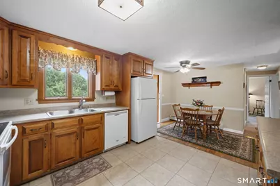 25 Litchfield Drive, Enfield, CT 06082 - Photo 7