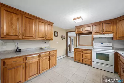 25 Litchfield Drive, Enfield, CT 06082 - Photo 9