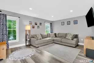 371 Tyler Ave, Groton, CT 06340 - Photo 13