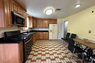 99 Glenwood Dr, Wethersfield, CT 06109 - Photo 5