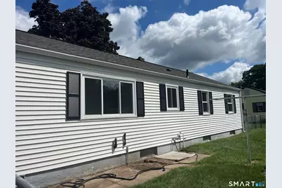 417 Denslow Street, Windsor Locks, CT 06096 - Photo 5