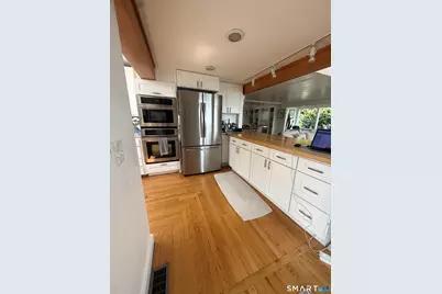 19 White Top Lane Lane, Guilford, CT 06437 - Photo 3