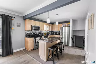 35 Wedgewood Dr, Waterbury, CT 06705 - Photo 7