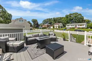 35 Wedgewood Dr, Waterbury, CT 06705 - Photo 29
