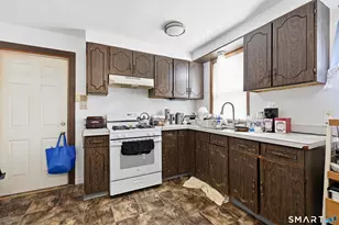 15 Matson Ct, Waterbury, CT 06704 - Photo 9