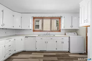 186 Greene St, Bristol, CT 06010 - Photo 11