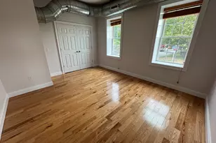 345 Bank St, New London, CT 06320 - Photo 1