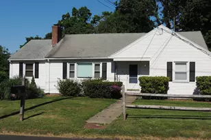 87 Hotchkiss Grove Rd, Branford, CT 06405 - Photo 1