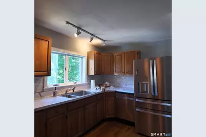 553 Townsend Avenue #3rd Floor, New Haven, CT 06512 - Photo 3