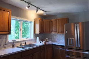 553 Townsend Ave, New Haven, CT 06512 - Photo 3