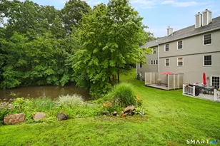 21 S Village Ct, Branford, CT 06405 - Photo 29