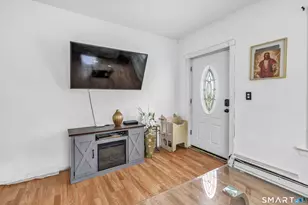17 Sarsfield St, Waterbury, CT 06704 - Photo 15