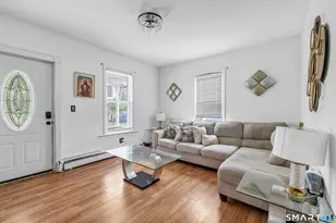 17 Sarsfield St, Waterbury, CT 06704 - Photo 17