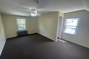 63 Thompson St, Hamden, CT 06518 - Photo 11