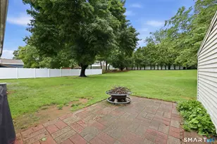 19 Johnson Rd, Wallingford, CT 06492 - Photo 7