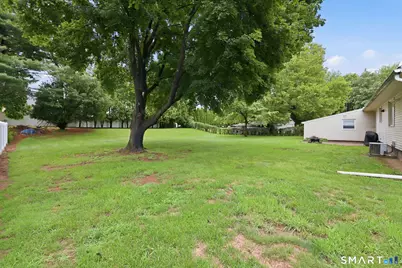 19 Johnson Road, Wallingford, CT 06492 - Photo 5