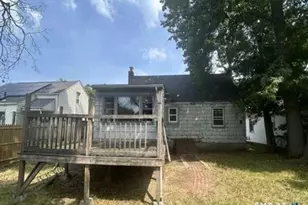 61 Stanley St, East Hartford, CT 06108 - Photo 3