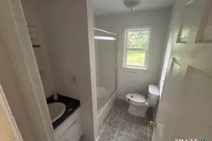 61 Stanley St, East Hartford, CT 06108 - Photo 11