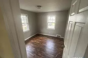 61 Stanley St, East Hartford, CT 06108 - Photo 9