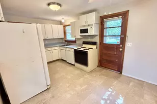 838 E Center St, Wallingford, CT 06492 - Photo 5