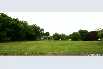 Claudia Lane, Wolcott, CT 06716 - Photo 3