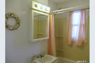 84 Canaan Court Bld. #84, Apt.#28, Stratford, CT 06614 - Photo 15