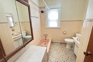 697 Washington Ave, West Haven, CT 06516 - Photo 17