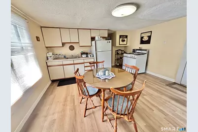 697 Washington Avenue, West Haven, CT 06516 - Photo 29