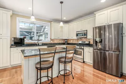 16 Franklin Court #16, Newtown, CT 06470 - Photo 13