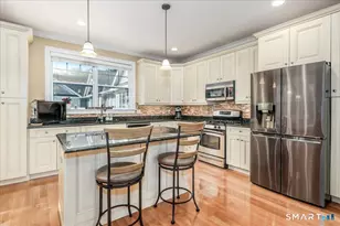 16 Franklin Ct, Newtown, CT 06470 - Photo 13