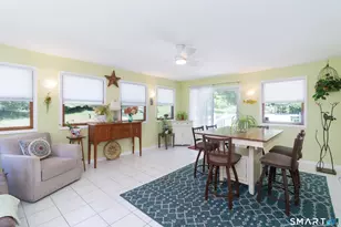 8 Glen Cir, North Branford, CT 06471 - Photo 11