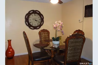 281 Gardner Avenue #J4, New London, CT 06320 - Photo 5