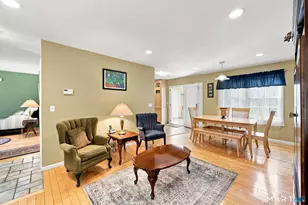 26 Folly Brook Ln, Manchester, CT 06040 - Photo 5