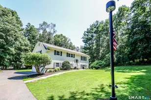 4 Beaver Bog Rd, New Fairfield, CT 06812 - Photo 23