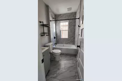266 Brooks Street #2nd Fl., Bridgeport, CT 06608 - Photo 9