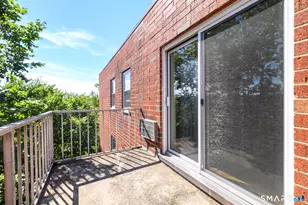 27 Northill St, Stamford, CT 06907 - Photo 9
