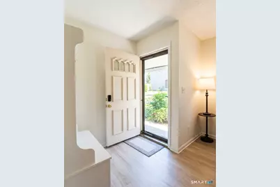 30 Orangewood West #30, Derby, CT 06418 - Photo 3