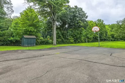 1081 New Haven Road #12D, Naugatuck, CT 06770 - Photo 5